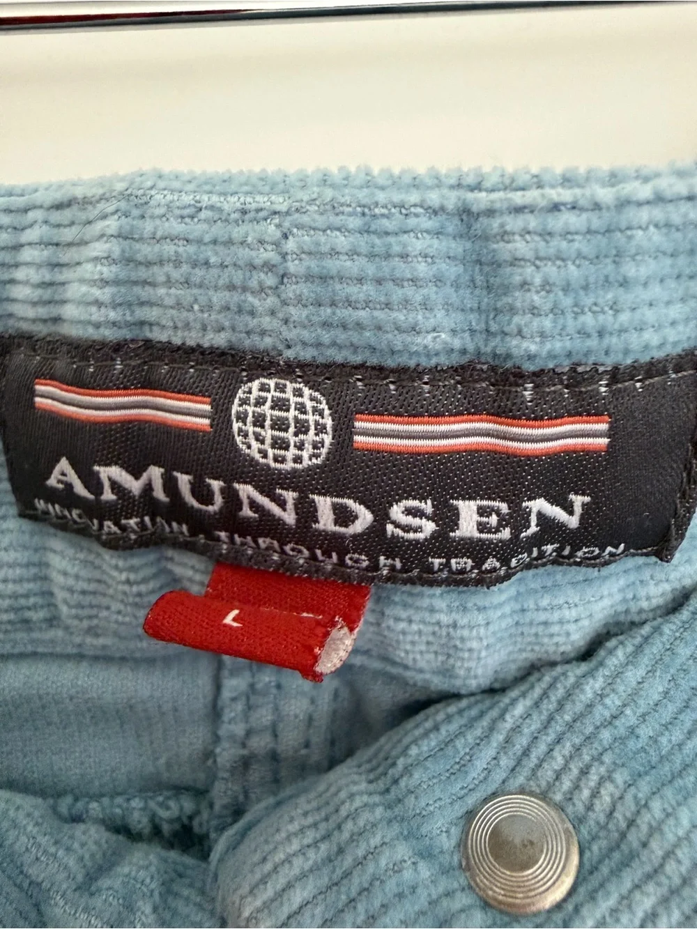 Amundsen Women’s Light Blue Corduroy Bike Shorts with Contrast Pocket SZ Large - Picture 5 of 7